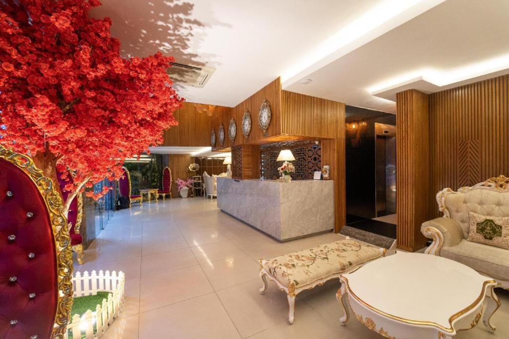 The White Hotel 8A Thai Van Lung TP. Hồ Chí Minh Ngoại thất bức ảnh