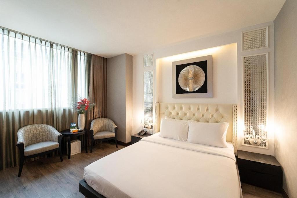 The White Hotel 8A Thai Van Lung TP. Hồ Chí Minh Ngoại thất bức ảnh